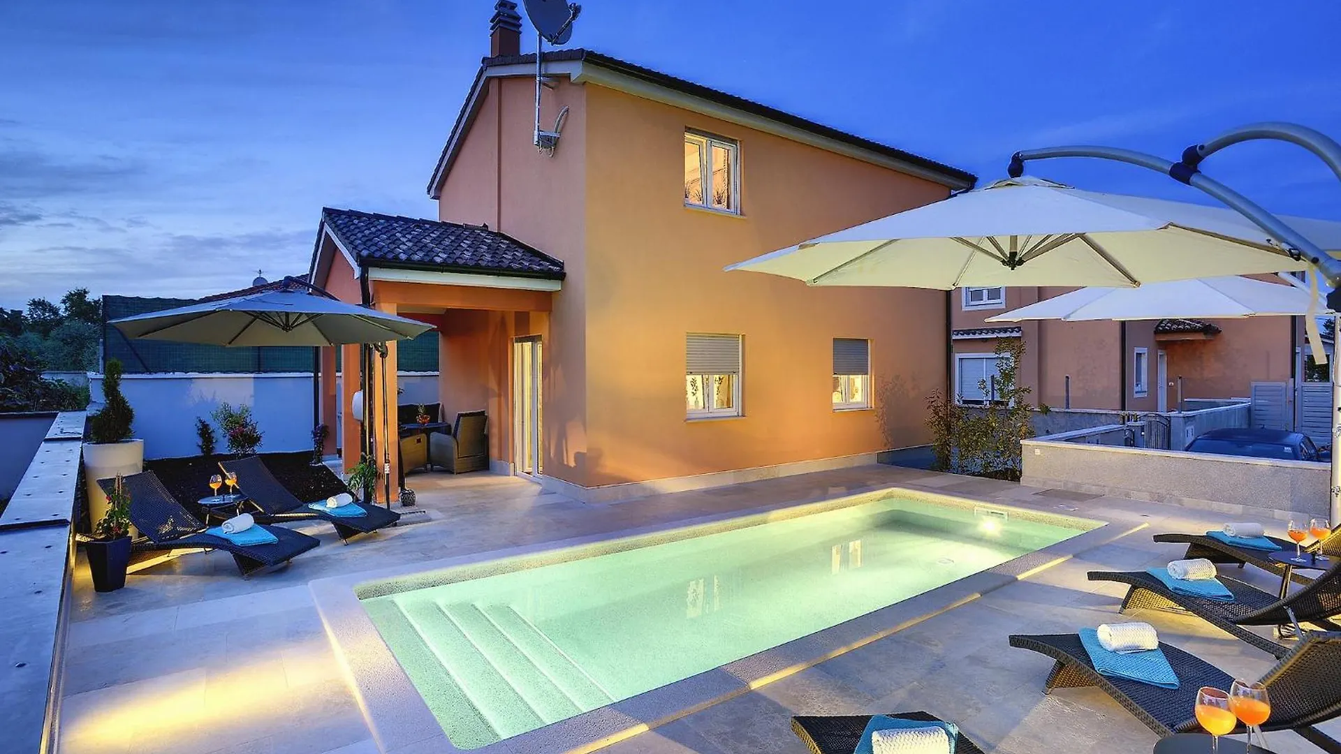 Modern Villa With Pool And Parasol In Pula 0*,  Croatia